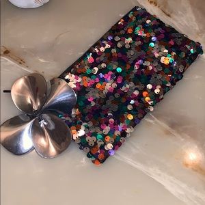 Mac sequins pouch